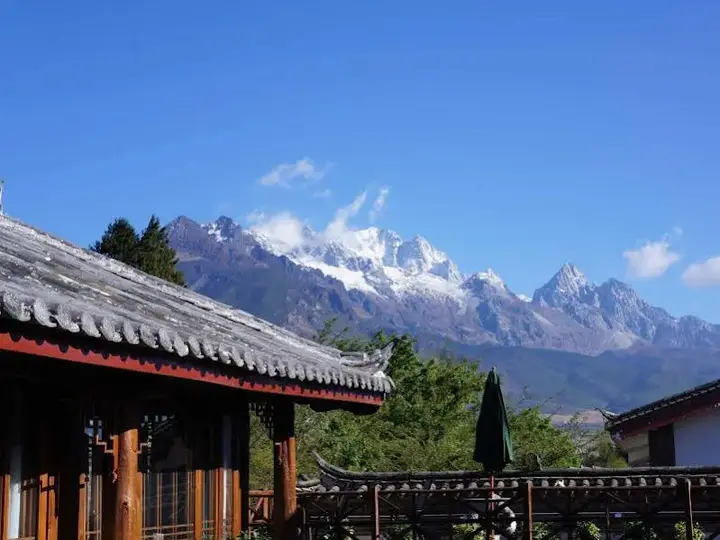 Лицзян: Lijiang Sadhu Inn