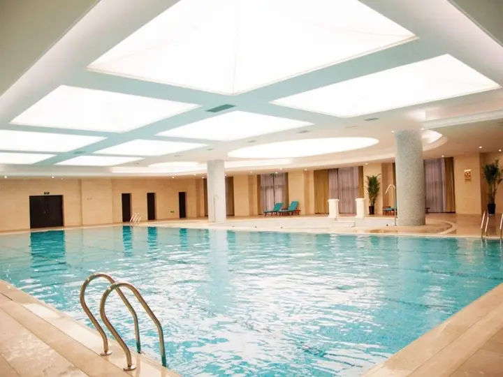 Шанхай: Longqi Jianguo Hotel