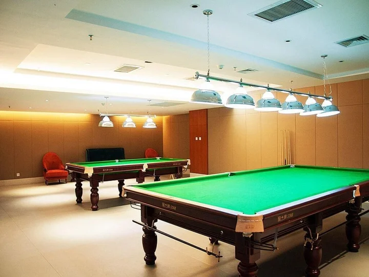 Шанхай: Longqi Jianguo Hotel