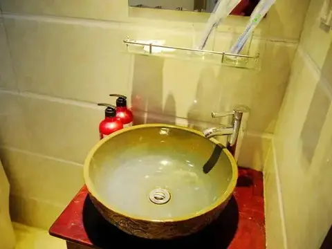 Шангри-Ла: Zang Ji Wang Inn