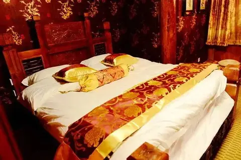 Шангри-Ла: Zang Ji Wang Inn