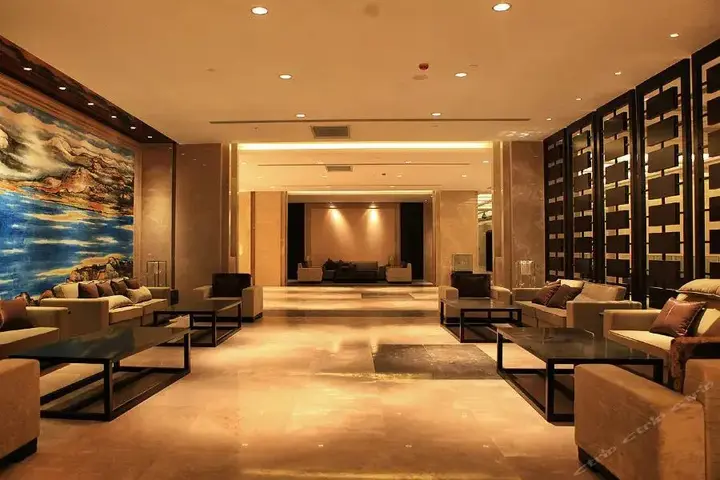 Чэнду: Chengdu Xinhua Hotel