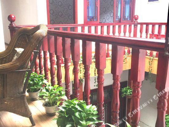 Чэнду: Xinglong Inn
