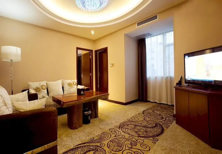 Гуйлинь: Guilin Golden Crown International Hotel