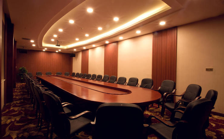 Гуйлинь: Guilin Golden Crown International Hotel