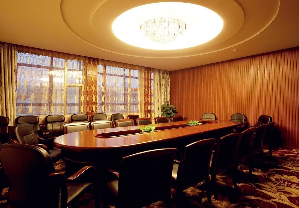 Гуйлинь: Guilin Golden Crown International Hotel