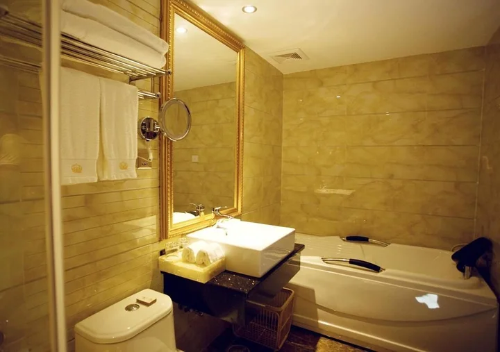 Гуйлинь: Guilin Golden Crown International Hotel