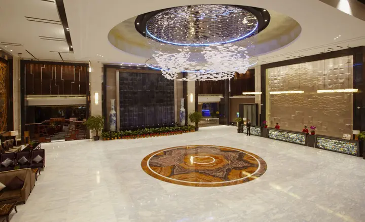 Ухань: Eurasia Convention International Hotel