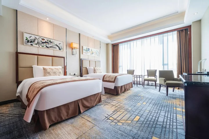 Ухань: Eurasia Convention International Hotel