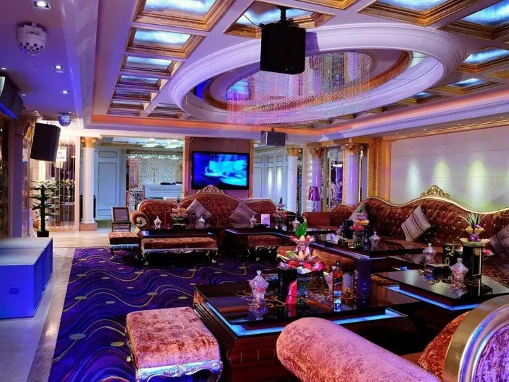 Ухань: Eurasia Convention International Hotel