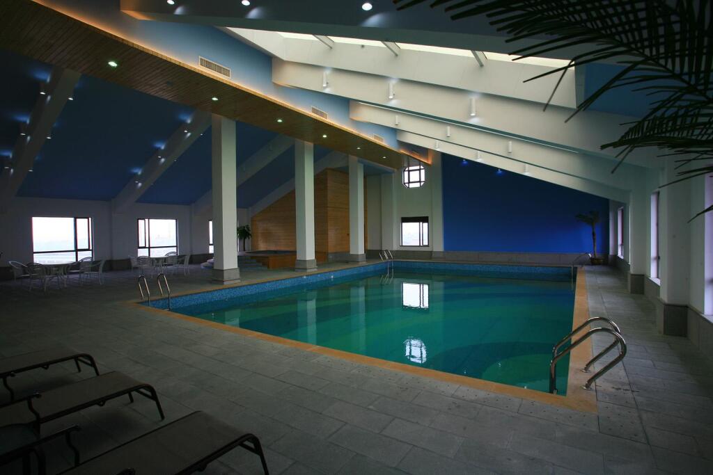 Цзясинь: Gold River-Side Hotel Wuzhen