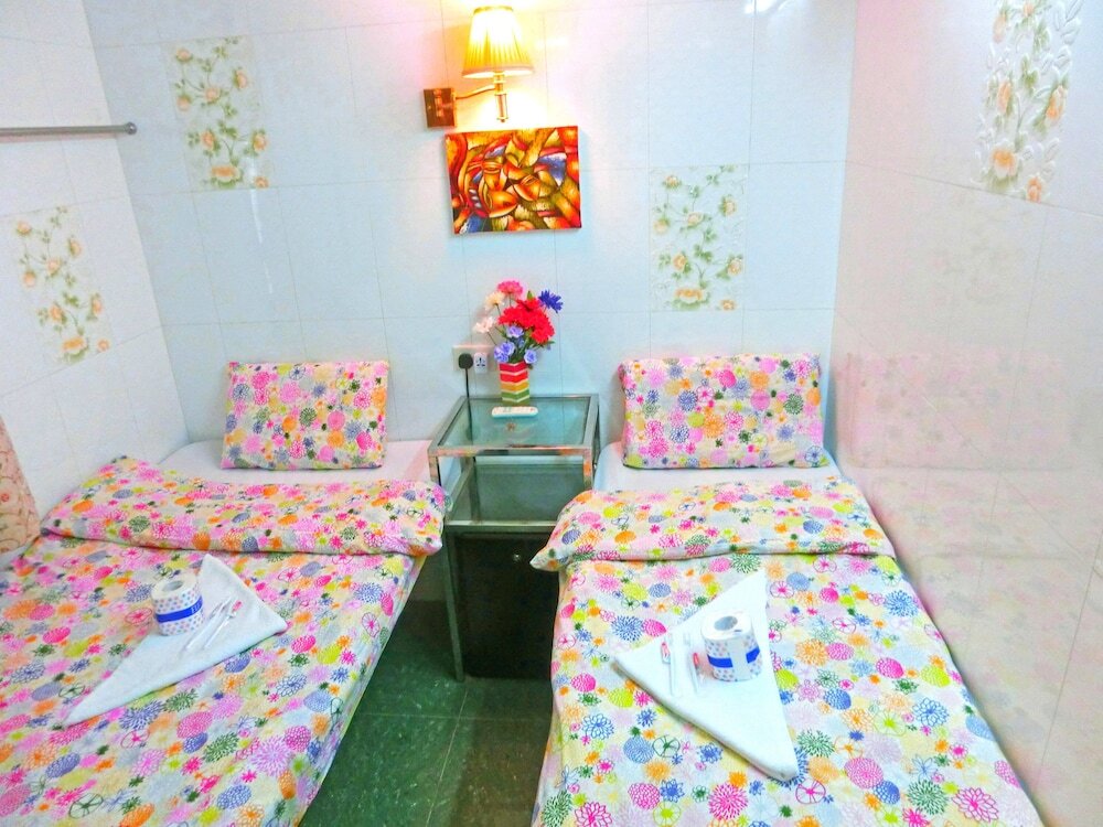 Гонконг: Safari Hotel