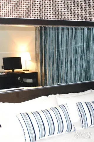 Шицзячжуан: Jasmine Crystal Hotel