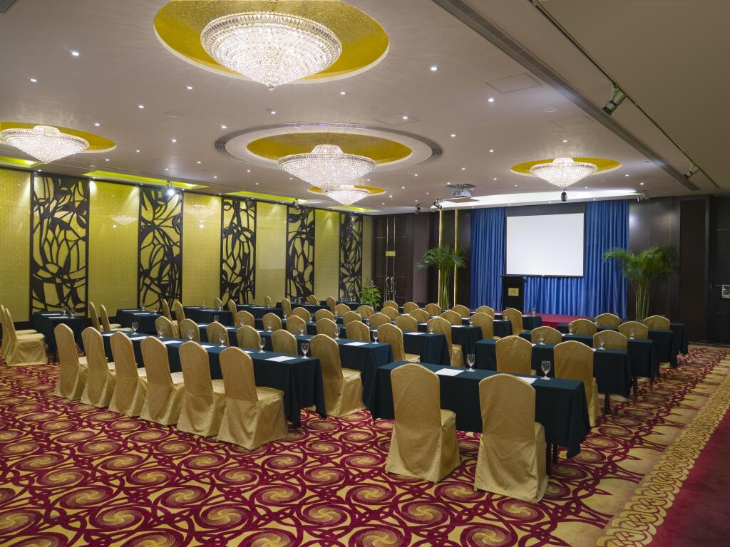 Гонконг: South Pacific Hotel