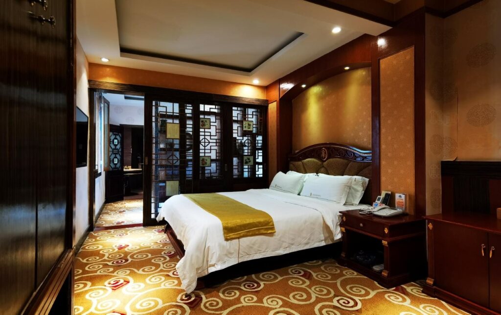 Jinyin Hotel — фото 2