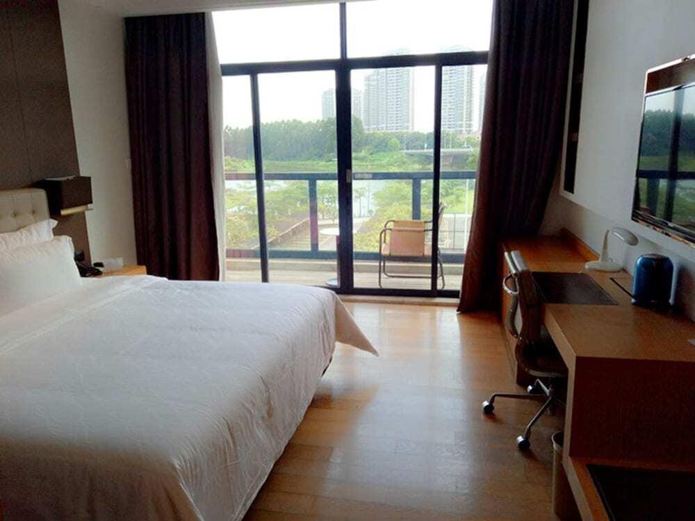Дунгуань: Silver World Hotels Resorts
