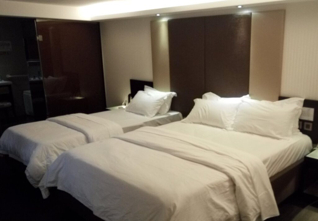 Коулун: The Ten Hotel