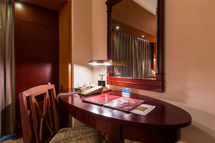 Далянь: Ruishi Hotel Dalian