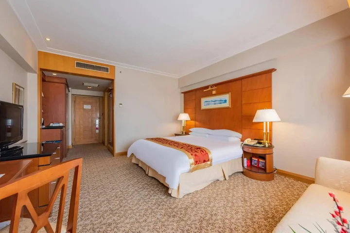 Далянь: Ruishi Hotel Dalian