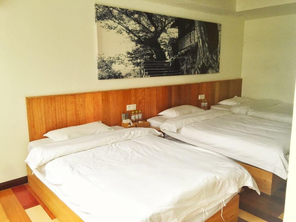 Чунцин: Chongqing Travelling With Hostel Jiefangbei Branch