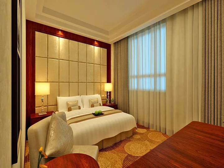 Хулун-Буир: Romantic Holiday Hotel