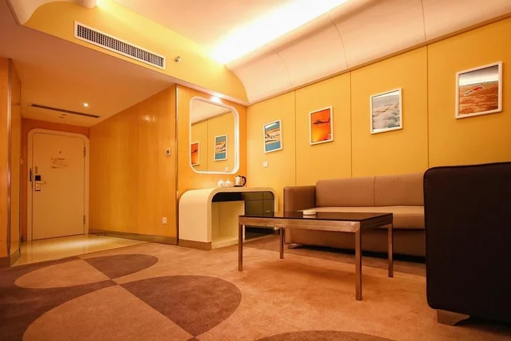 Чанчжоу: Plive FLY Aviation Theme Hotel