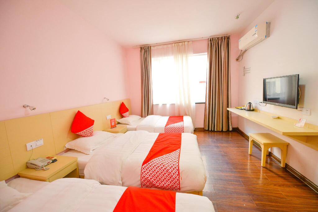 Гуйлинь: Guilin 68° Hotel North Train Station Branch