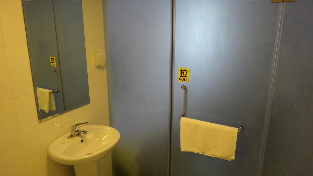 Гуйлинь: Guilin 68° Hotel North Train Station Branch