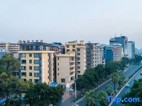 Гуйлинь: Guilin Sankeshu Hotel (Hongling Road Vientiane City)