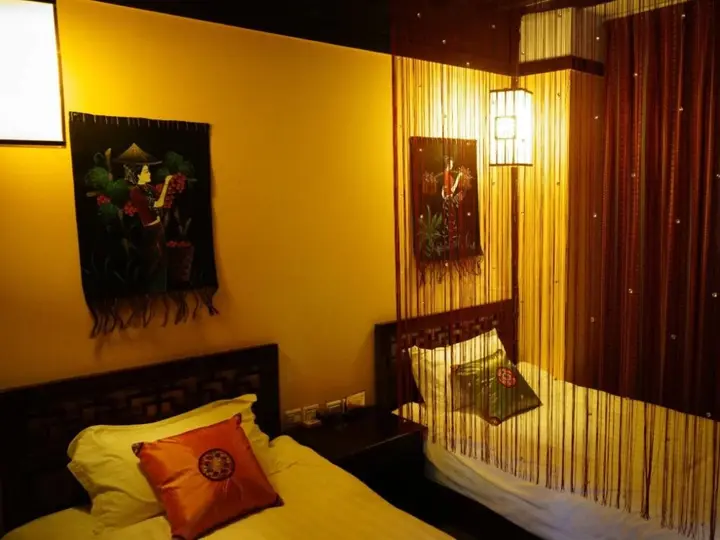 Лицзян: Lijiang Wangjia Courtyard Inn
