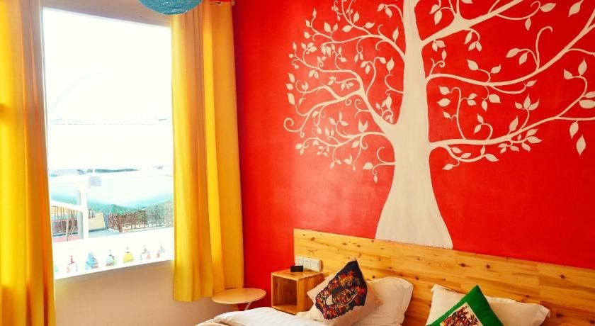 Шангри-Ла: Shangri-La Baita International Youth Hostel