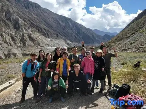 Шангри-Ла: Shangri-La Baita International Youth Hostel