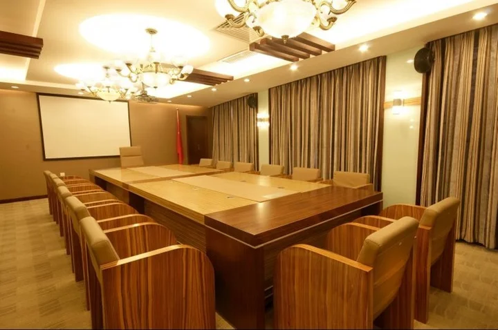 Тяньцзинь: Golden Island Holiday Hotel