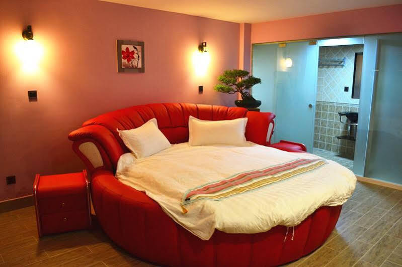 Сямынь: Xiamen Small Time Inn