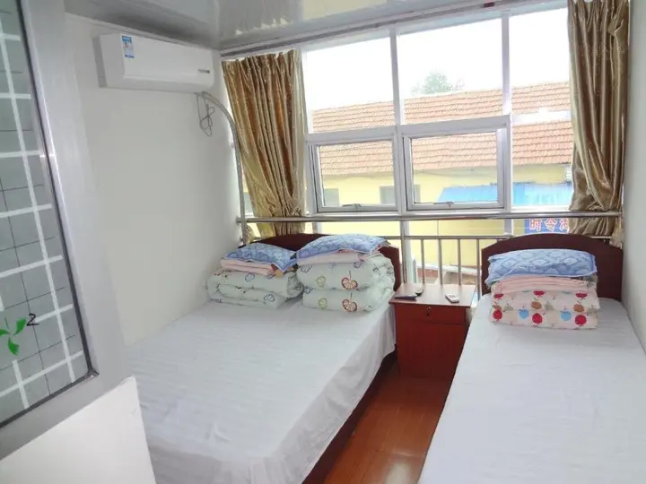 Жичжао: Rizhao Hongqiang Yujia Hotel