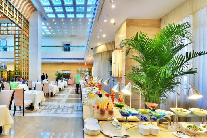 Пекин: Beijing Broadcasting Tower Hotel