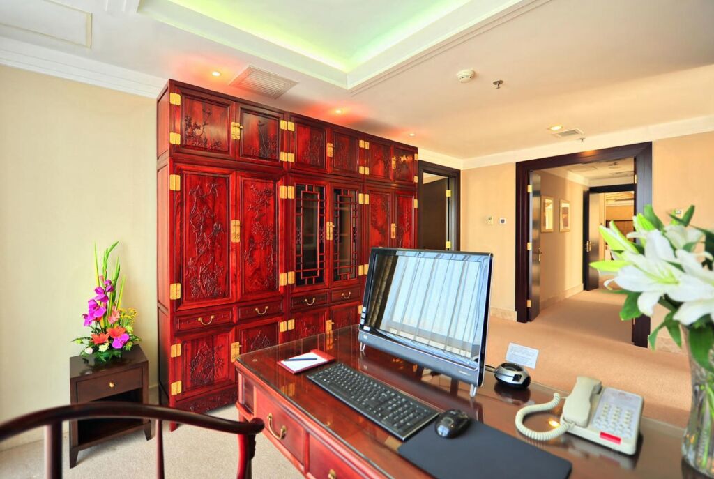 Пекин: Beijing Broadcasting Tower Hotel