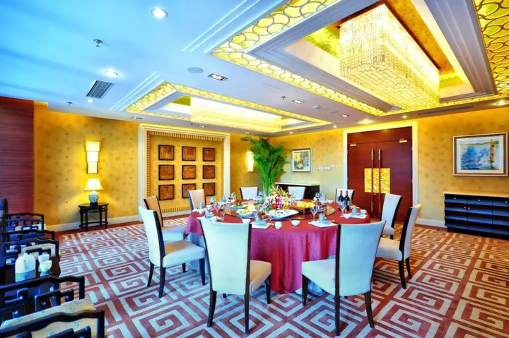 Пекин: Beijing Broadcasting Tower Hotel
