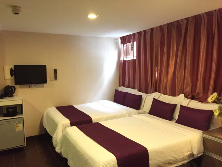 Гонконг: California Hotel