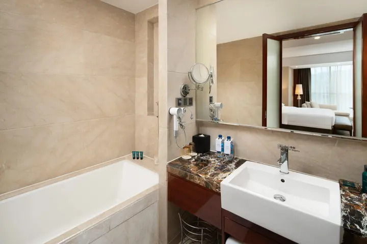 Чжэньцзян: Crowne Plaza Zhenjiang by IHG