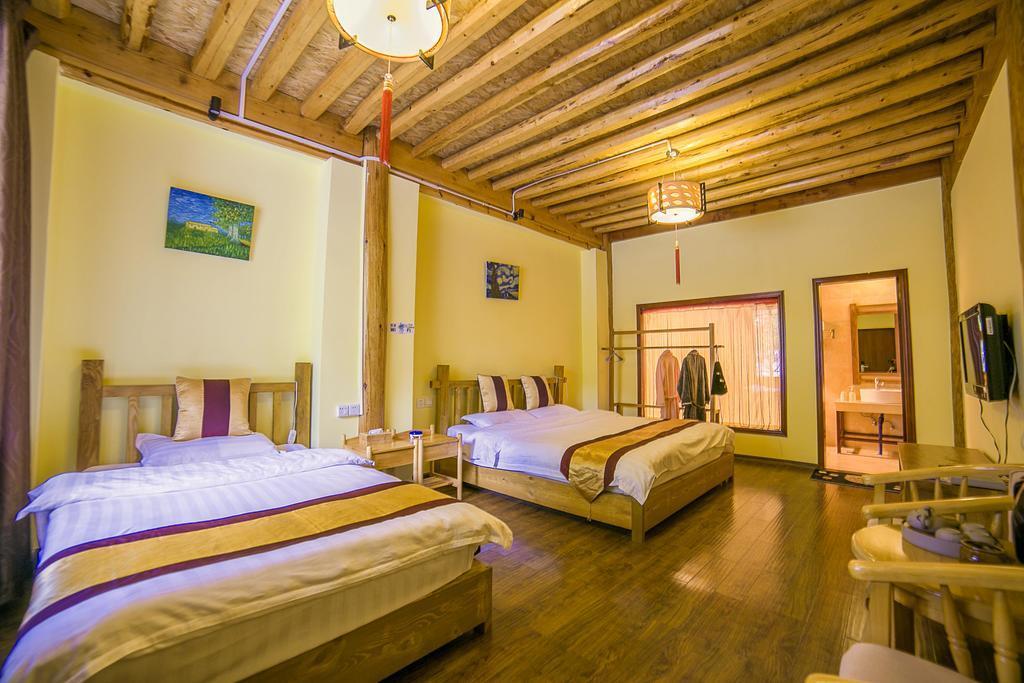 Лицзян: Lijiang Left Bank Holiday Inn