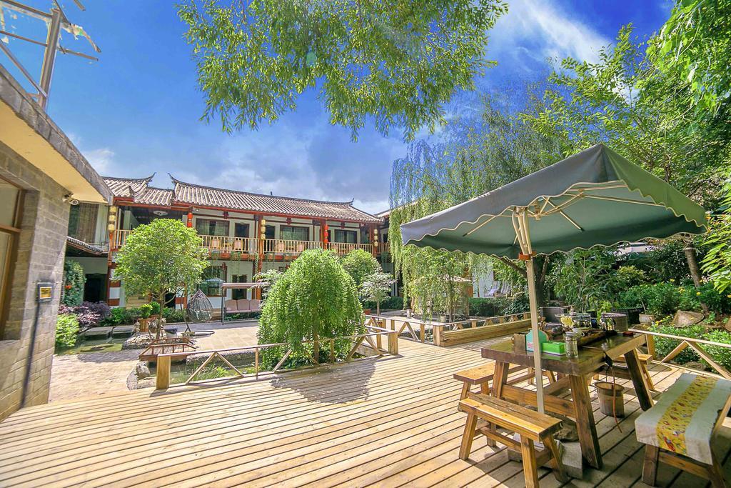 Лицзян: Lijiang Left Bank Holiday Inn