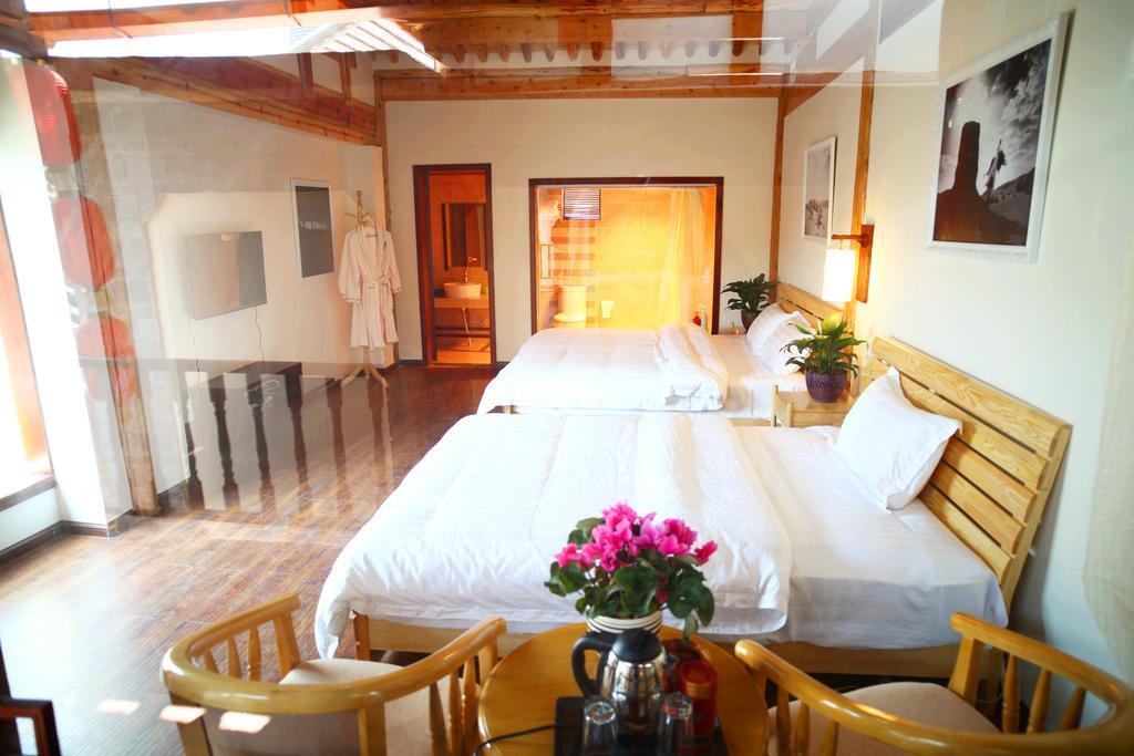 Лицзян: Lijiang Left Bank Holiday Inn