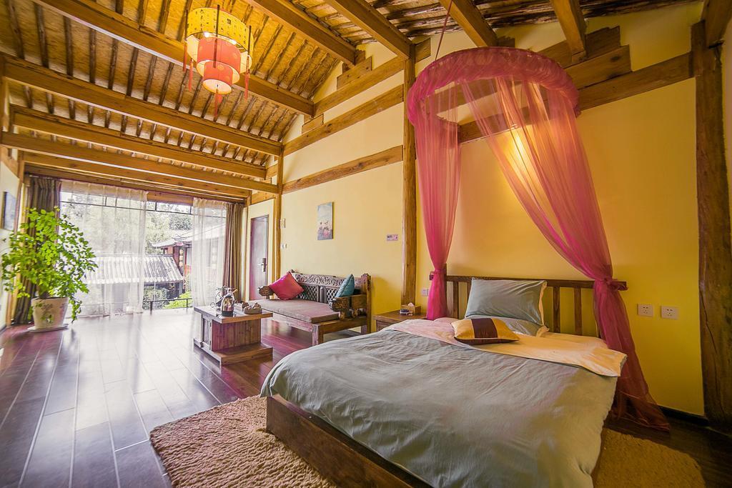 Лицзян: Lijiang Left Bank Holiday Inn
