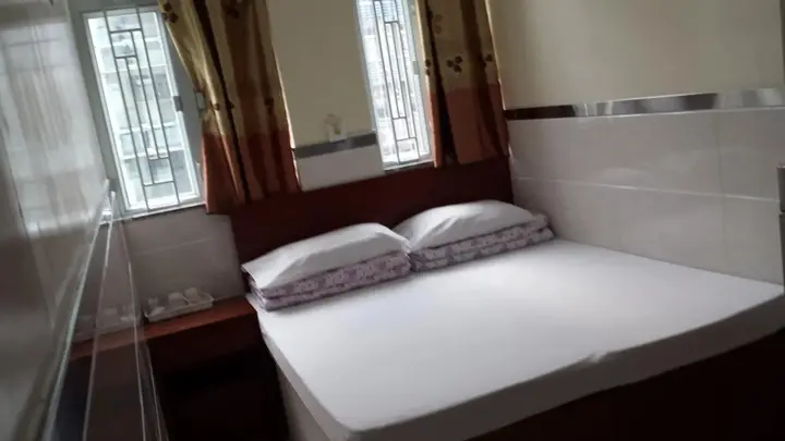 Гонконг: E-Dragon Hotel