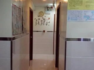 Гонконг: E-Dragon Hotel