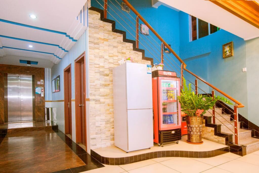 Санья: Sanya Tropical Island Hotel