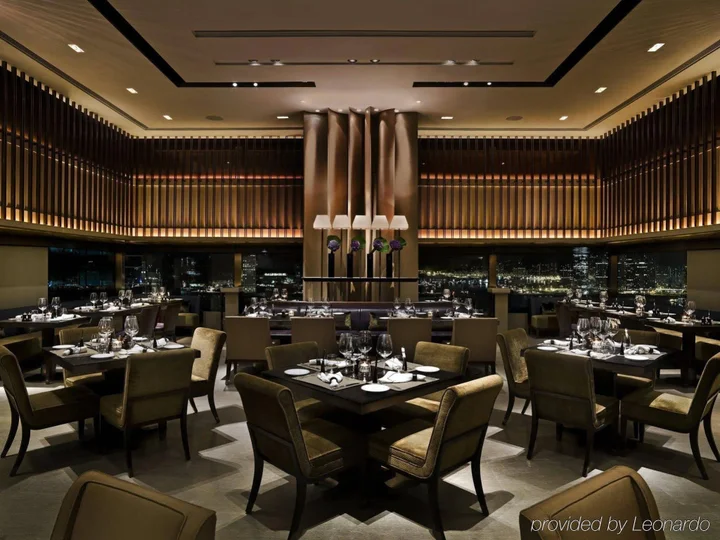 Гонконг: Upper House Hong Kong