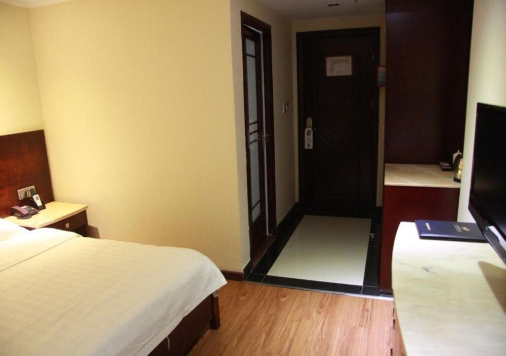 Гуанчжоу: Guangzhou Lujiang Tian Yue Hotel