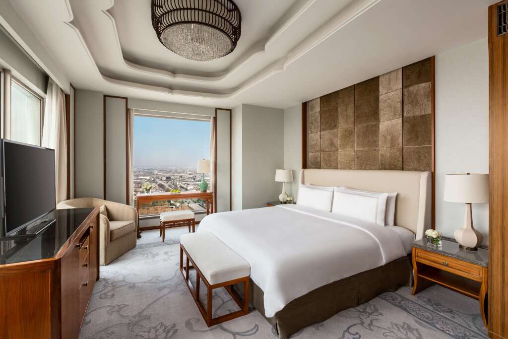Цзинин: Shangri-La Qufu